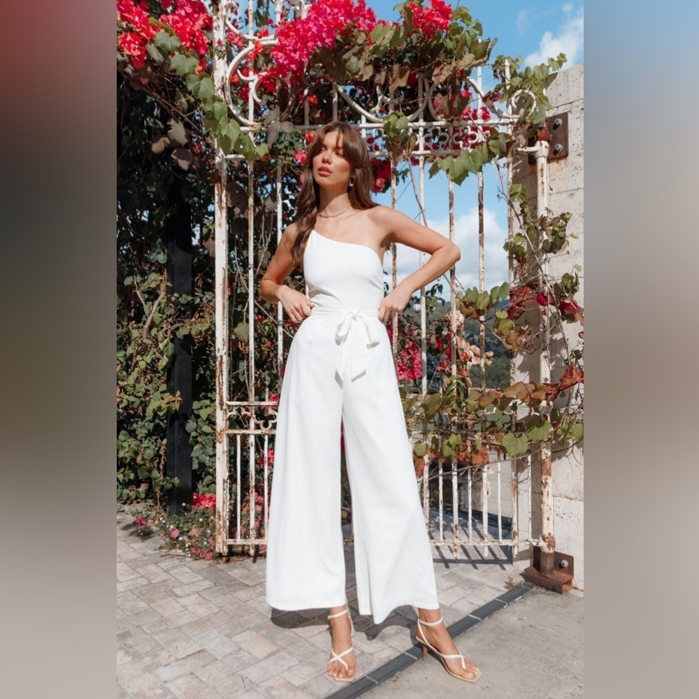 Petal & Pup Leyton White Jumpsuit Size 8 B451